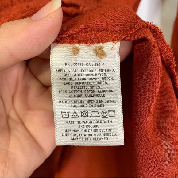 Maeve Anthropologie Crescent Street Blouse top rust orange terracotta top size 2 - Picture 8 of 9